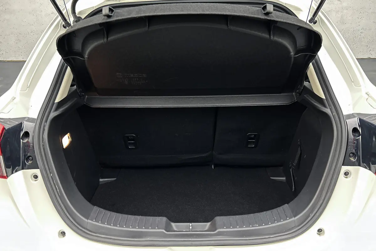 1.5 Skyactiv-G | Airco | Apple Carplay | Cruise control | LED koplampen