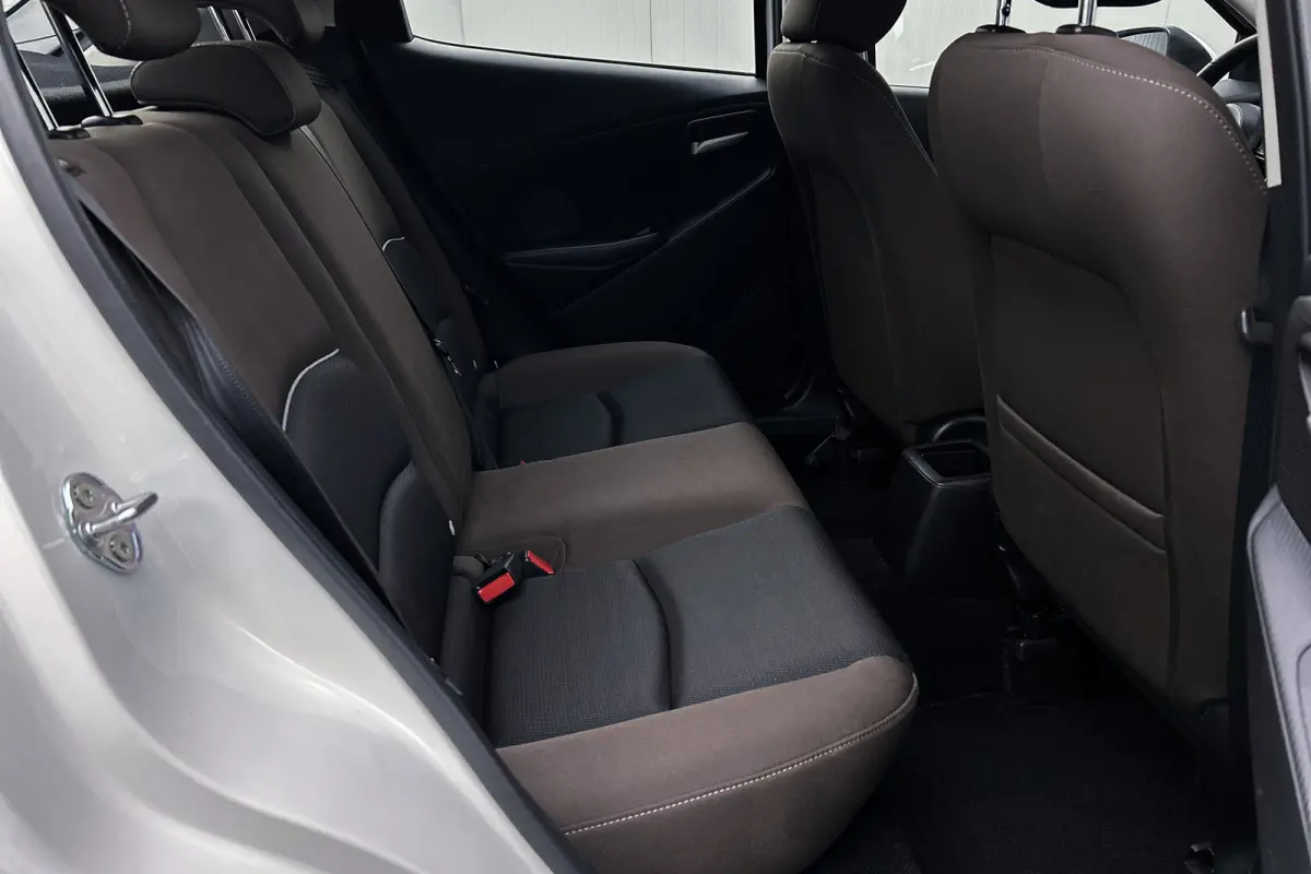 1.5 Skyactiv-G | Airco | Apple Carplay | Cruise control | LED koplampen