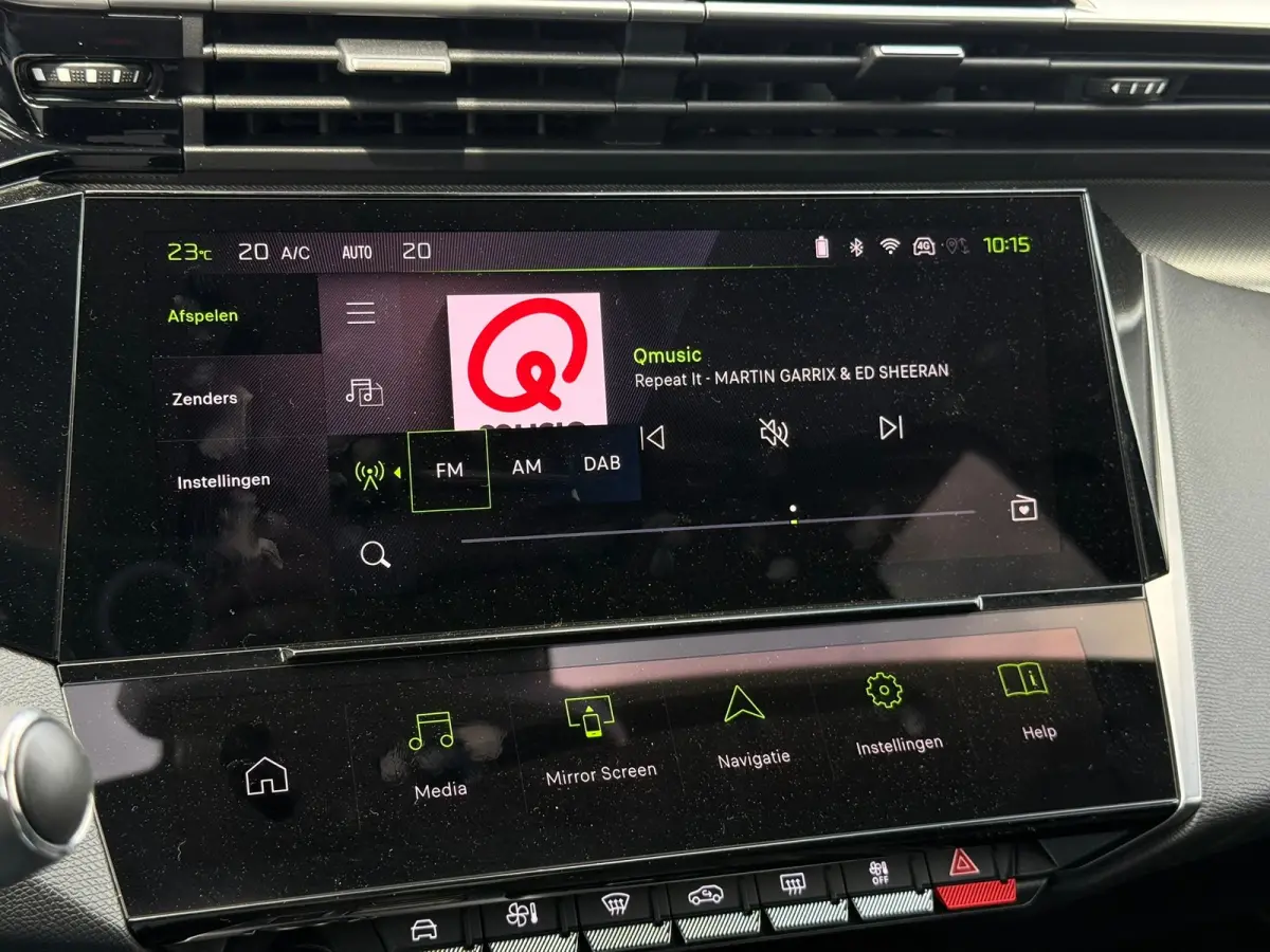 1.2 PureTech GT 130 EAT8 Alcantara bekleding | 360 Camera | Focal | Keyless | Elektrische achterklep | Adeptieve cruise control | Stuurwiel verwarming