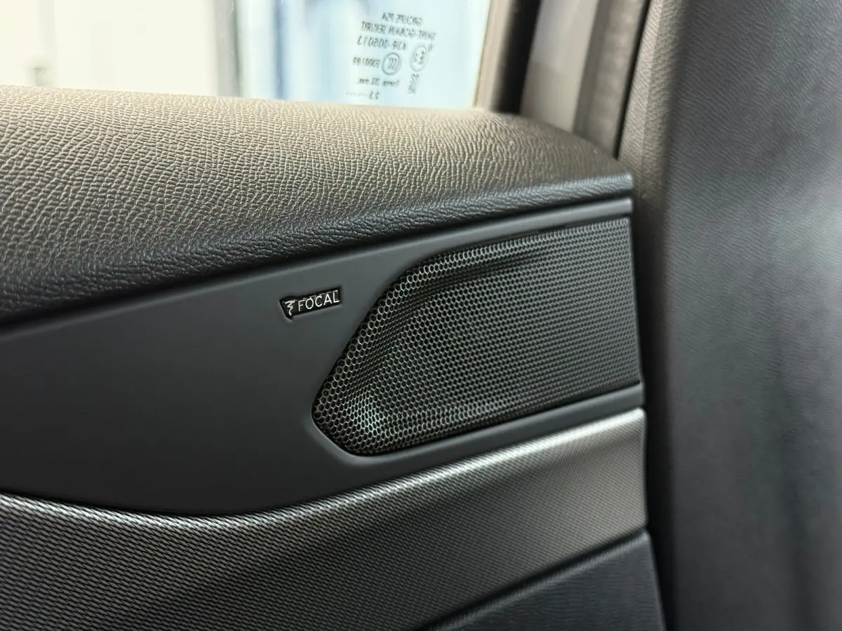 1.2 PureTech GT 130 EAT8 Alcantara bekleding | 360 Camera | Focal | Keyless | Elektrische achterklep | Adeptieve cruise control | Stuurwiel verwarming