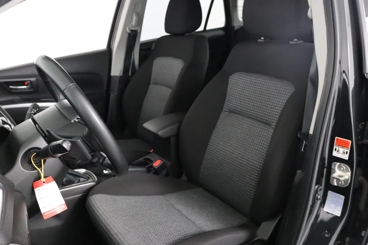 1.4 Boosterjet Select Smart Hybrid | Afn Trekhaak | Adaptive Cruise | Stoelverwarming | Camera | Keyless | Camera | Dealer Onderhouden | Climate Control