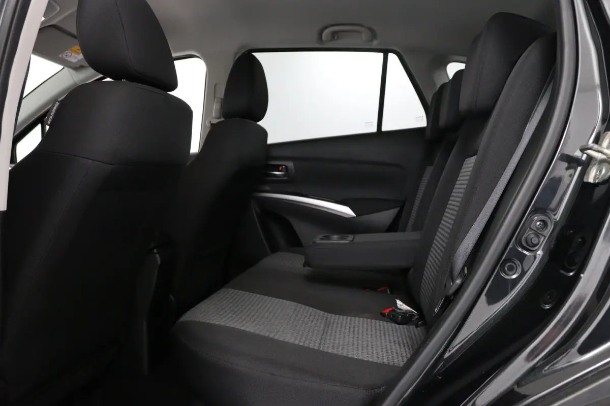 1.4 Boosterjet Select Smart Hybrid | Afn Trekhaak | Adaptive Cruise | Stoelverwarming | Camera | Keyless | Camera | Dealer Onderhouden | Climate Control