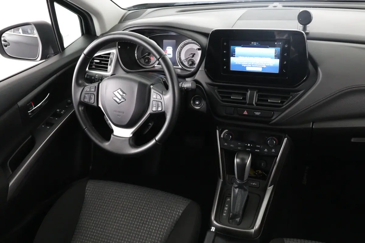 1.4 Boosterjet Select Smart Hybrid | Afn Trekhaak | Adaptive Cruise | Stoelverwarming | Camera | Keyless | Camera | Dealer Onderhouden | Climate Control