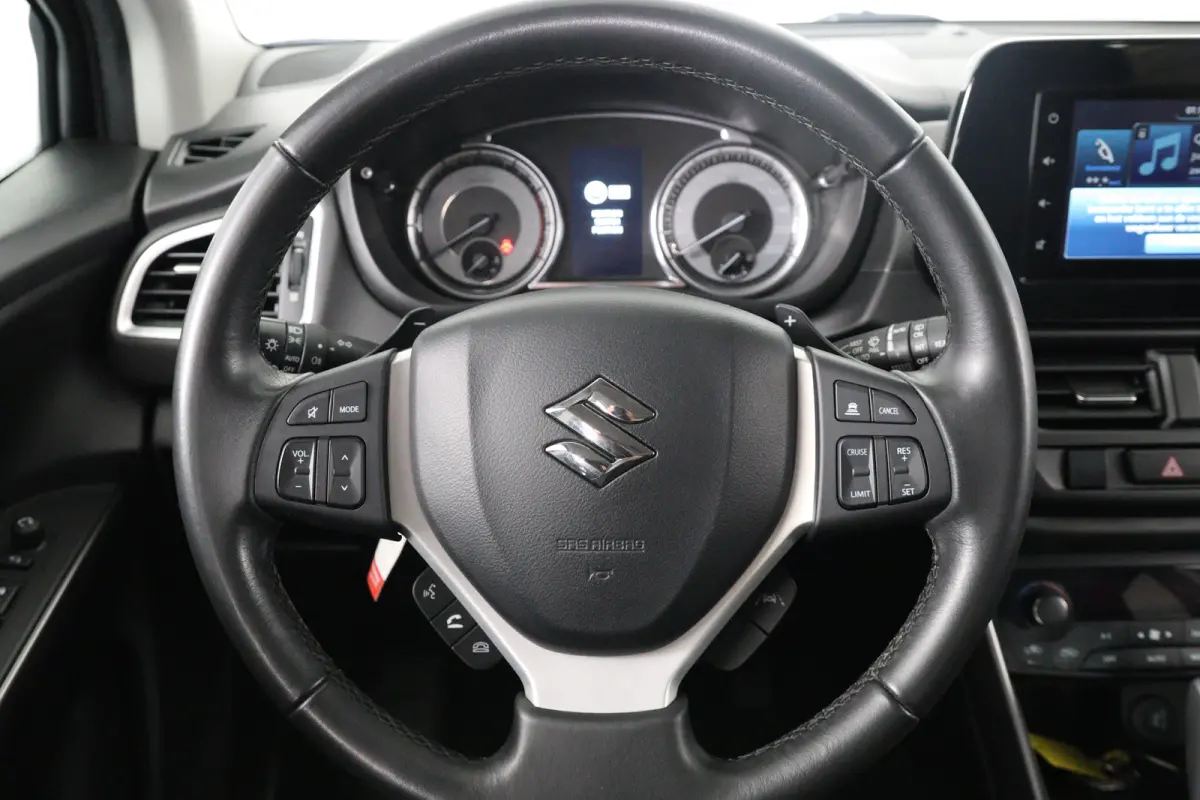 1.4 Boosterjet Select Smart Hybrid | Afn Trekhaak | Adaptive Cruise | Stoelverwarming | Camera | Keyless | Camera | Dealer Onderhouden | Climate Control