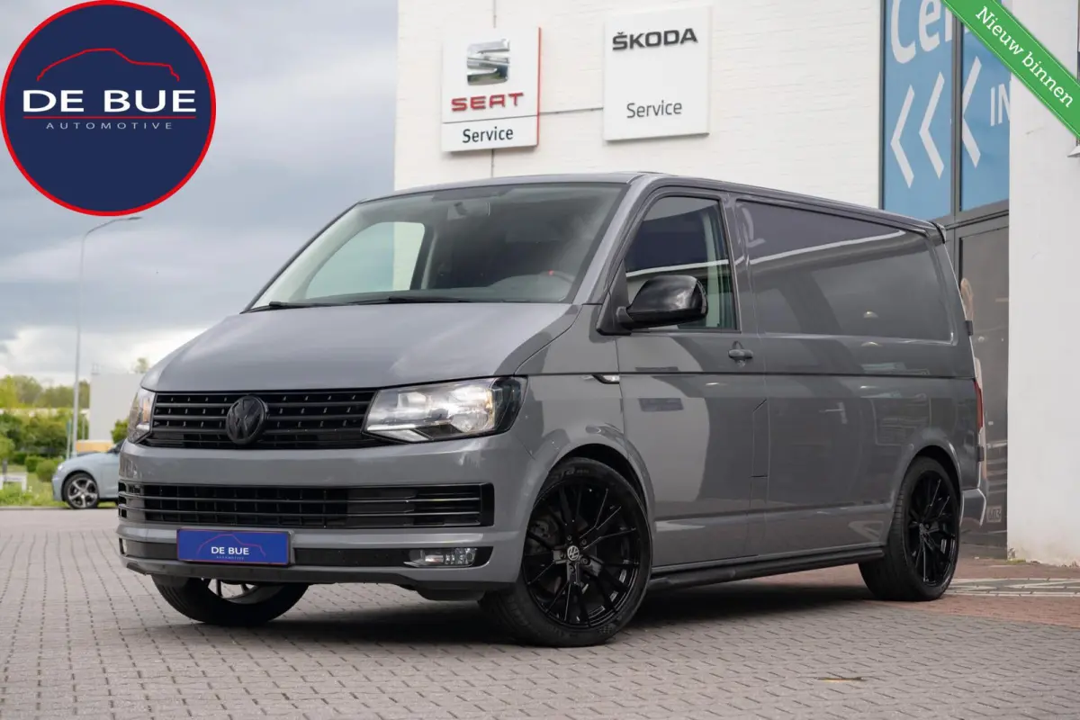 T6 2.0 TDI L1H1 Highline|Nardo Grey|CarPlay|Trekhaak|BTW|Perfect Onderhouden