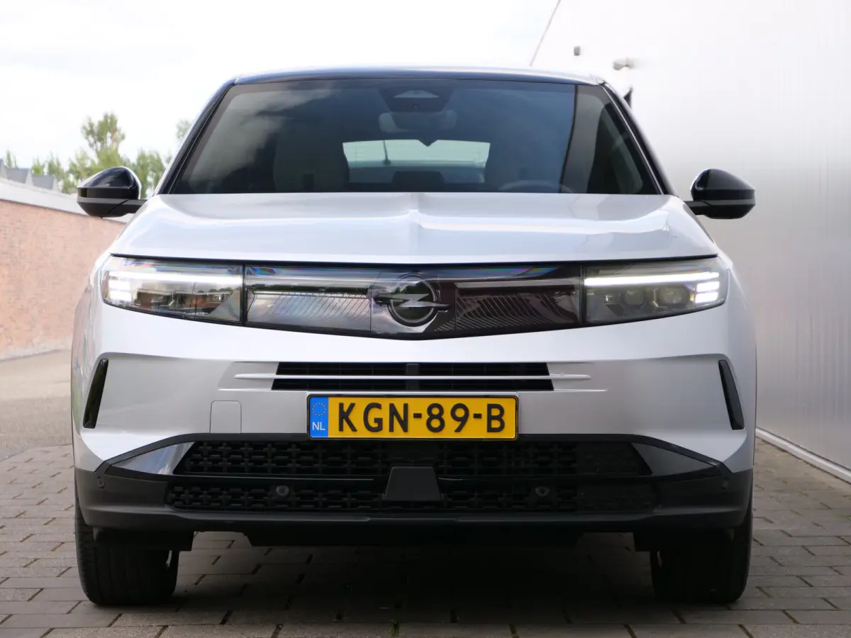 1.2 Turbo Hybrid GS 136 Pk Automaat Navi / DAB / Apple Carplay / Camera / Winterpakket