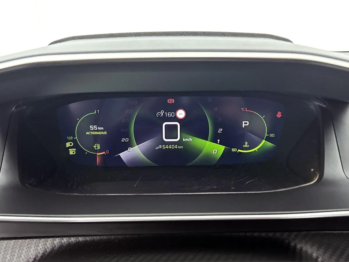 1.2 GT 100pk Automaat | Navigatie | Climate Control | Cruise Control | Camera | 17"LMV | Dodehoekdetectie | LED | Apple Carplay/Android Auto |