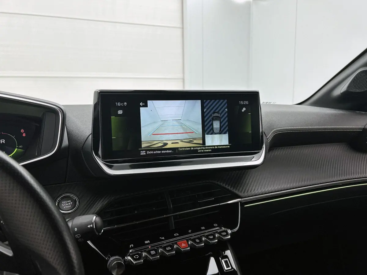 1.2 GT 100pk Automaat | Navigatie | Climate Control | Cruise Control | Camera | 17"LMV | Dodehoekdetectie | LED | Apple Carplay/Android Auto |