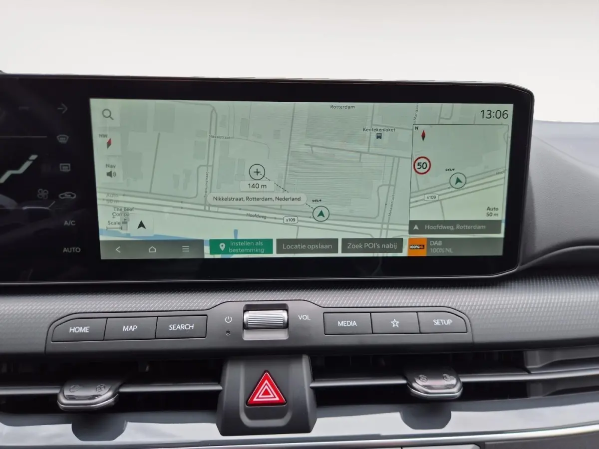 Sportswagon 1.0 T-GDi MHEV GT-Line Launch Edition | Cruise Control | Climate Control | Stoelverwarming | Stuurverwarming | Open Dak | Camera | Parkeersensoren |