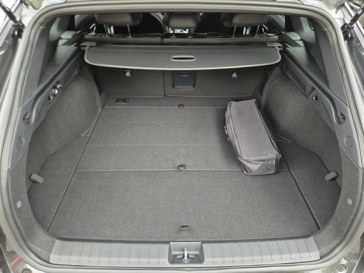 Sportswagon 1.0 T-GDi MHEV GT-Line Launch Edition | Cruise Control | Climate Control | Stoelverwarming | Stuurverwarming | Open Dak | Camera | Parkeersensoren |