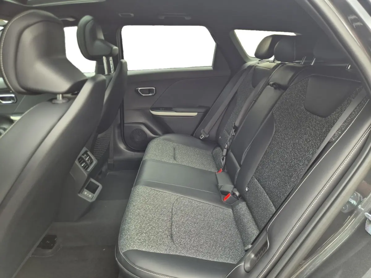 Sportswagon 1.0 T-GDi MHEV GT-Line Launch Edition | Cruise Control | Climate Control | Stoelverwarming | Stuurverwarming | Open Dak | Camera | Parkeersensoren |