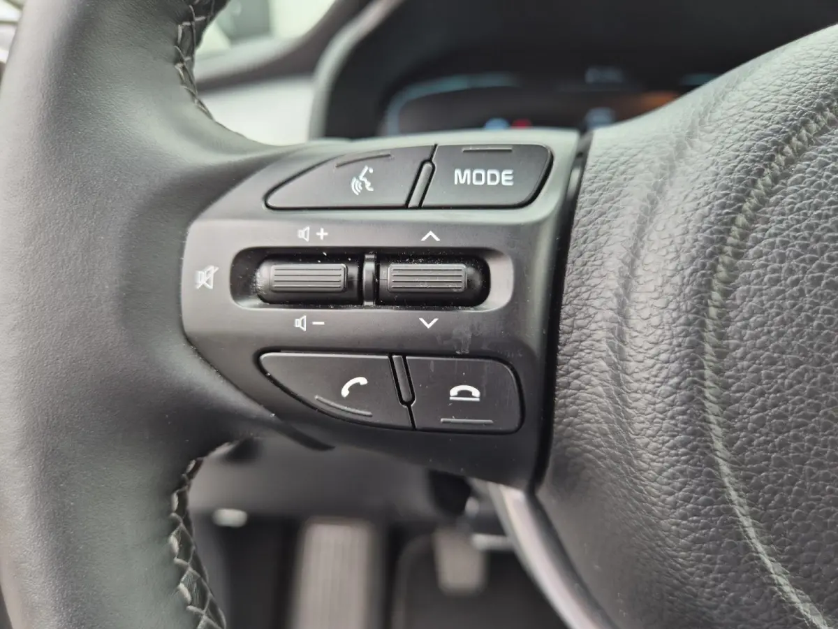 1.0 T-GDi MHEV DynamicPlusLine | Cruise Control | Climate Control | Stoelverwarming | Stuurverwarming | Camera | Privacy Glass |