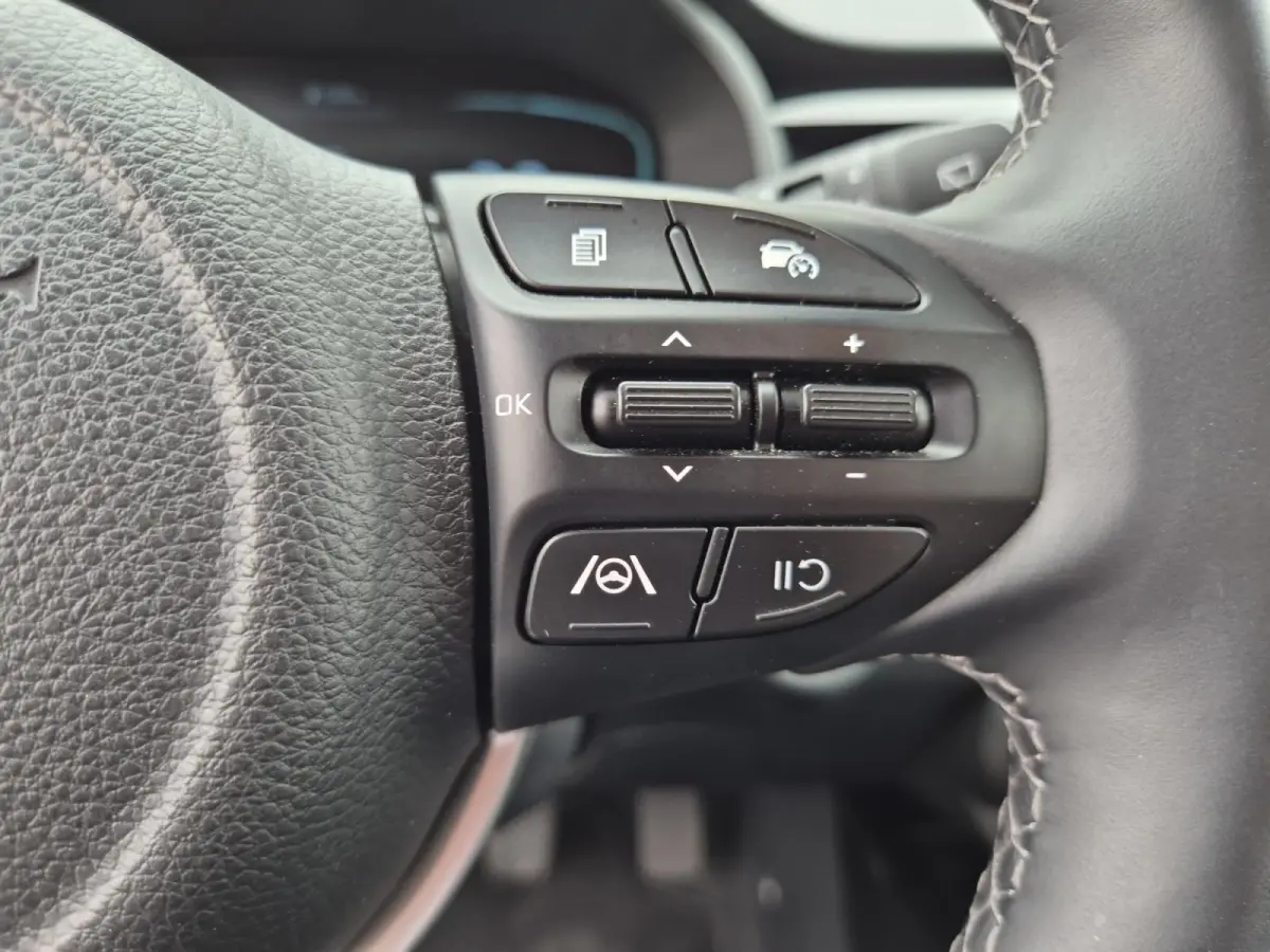 1.0 T-GDi MHEV DynamicPlusLine | Cruise Control | Climate Control | Stoelverwarming | Stuurverwarming | Camera | Privacy Glass |