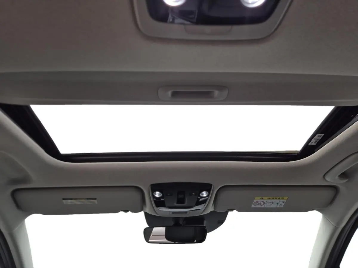 1.6 GDi Hybrid DynamicPlusLine | Cruise Control | Climate Control | Open Dak | Camera | Stoelverwarming | Stuurverwarming | Elektrische Kofferbak |