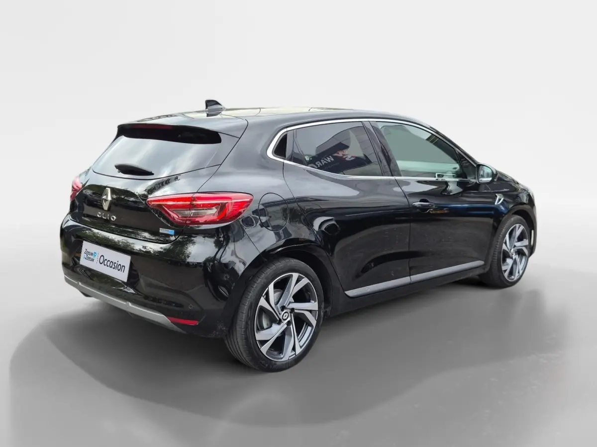 1.6 E-Tech Hybrid 140 R.S. Line | Cruise Control | Climate Control | Navigatie | Camera | Sportstoelen | LM Velgen |