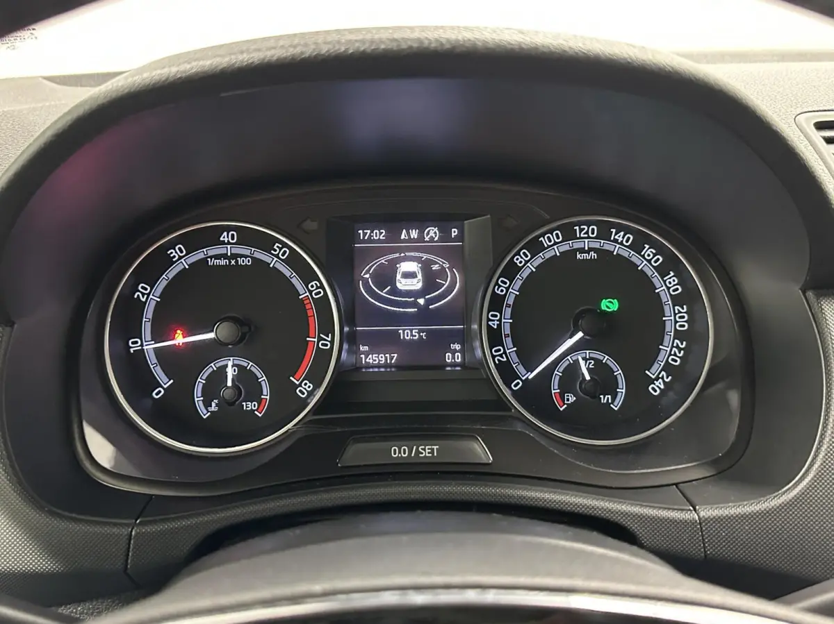 1.0 TSI Ambition AUTOMAAT TREKHAAK CARPLAY NAVI CRUISE ECC LM.