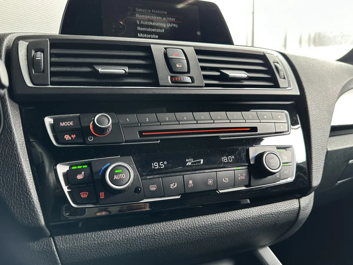 118i LCI | M-Sport | 5-Deurs | HiFi | Park Assist | Navi | LED |