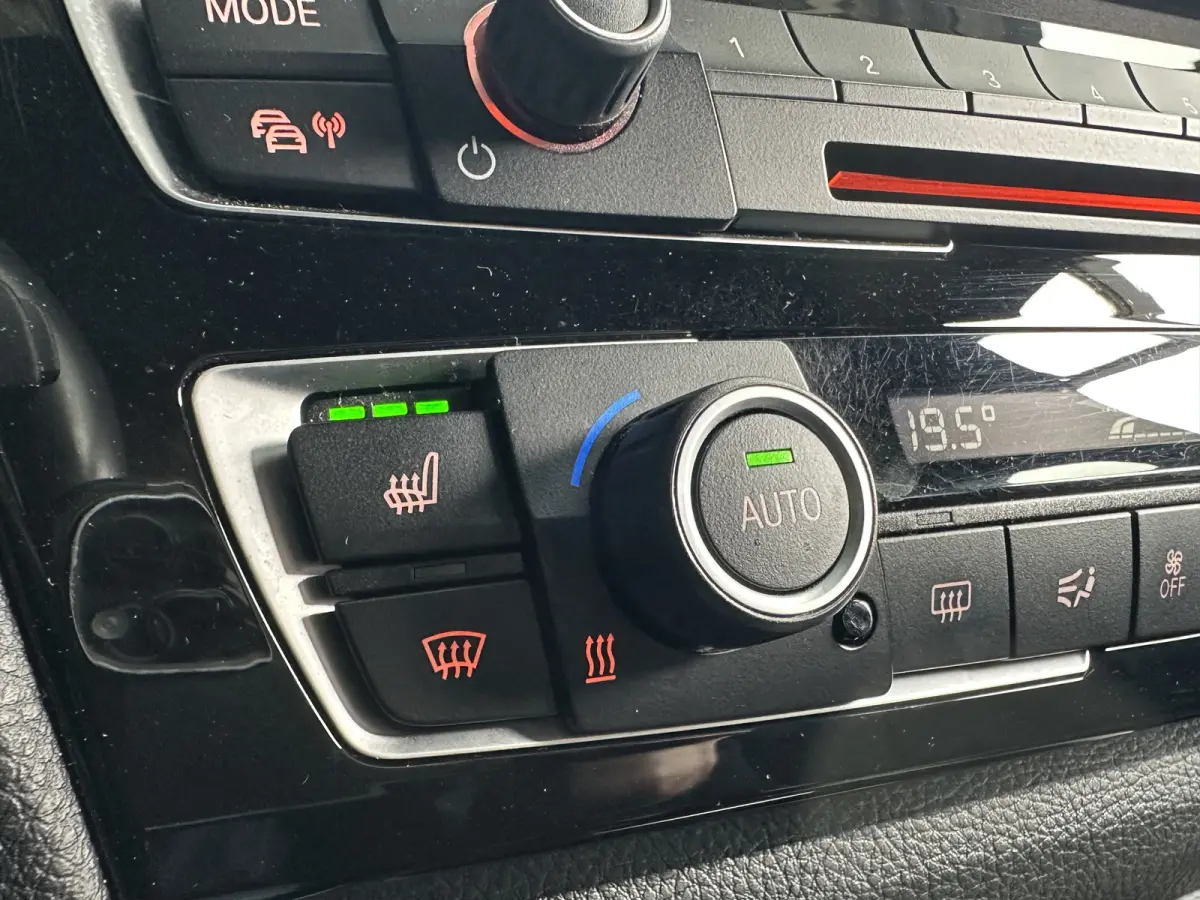 118i LCI | M-Sport | 5-Deurs | HiFi | Park Assist | Navi | LED |