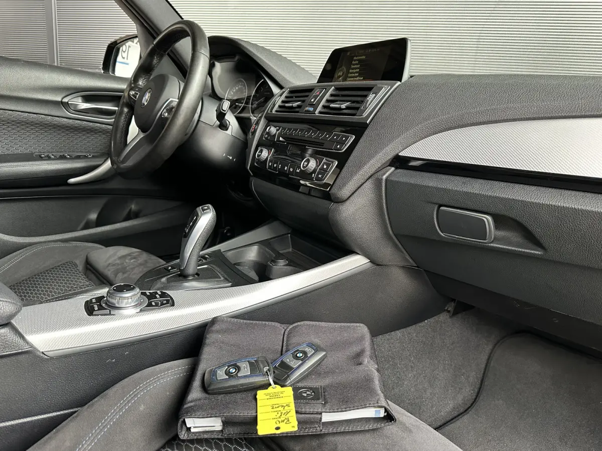 118i LCI | M-Sport | 5-Deurs | HiFi | Park Assist | Navi | LED |