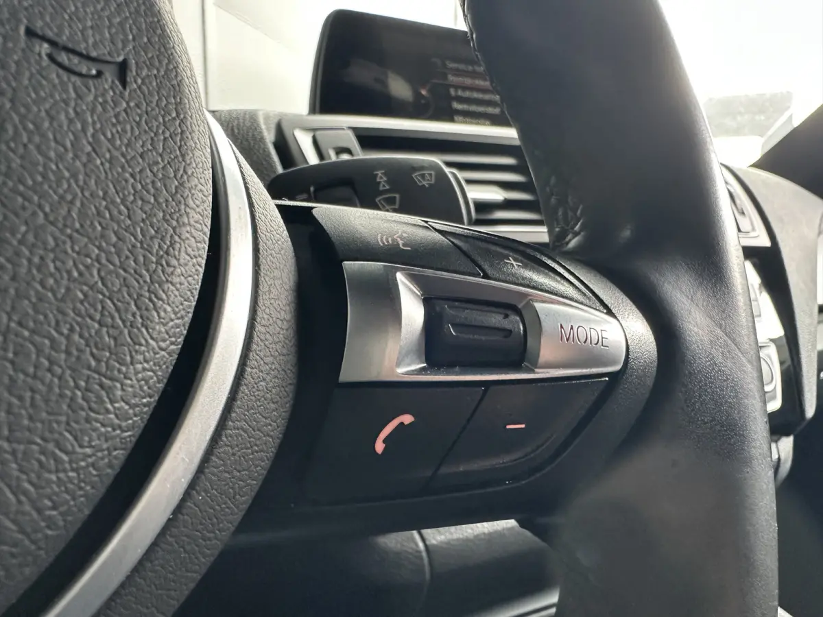 118i LCI | M-Sport | 5-Deurs | HiFi | Park Assist | Navi | LED |