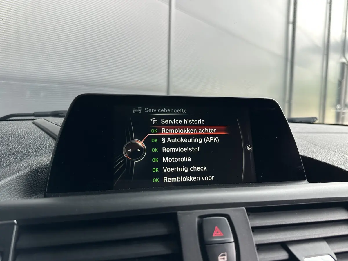 118i LCI | M-Sport | 5-Deurs | HiFi | Park Assist | Navi | LED |