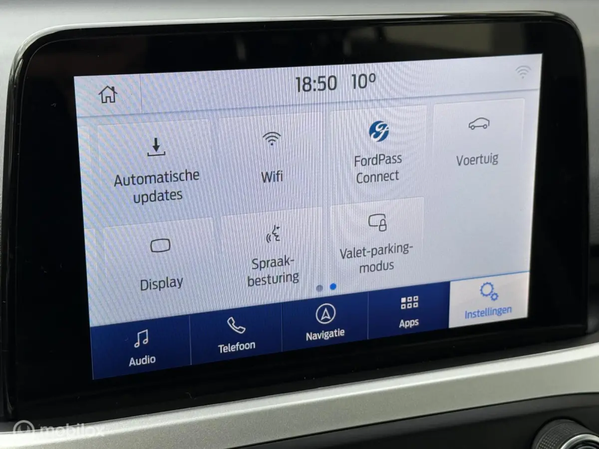 1.0 EcoBoost Trend Edition CarPlay Camera Full-Led