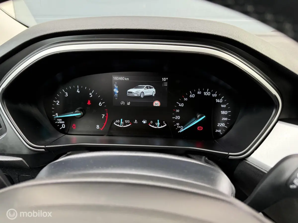 1.0 EcoBoost Trend Edition CarPlay Camera Full-Led