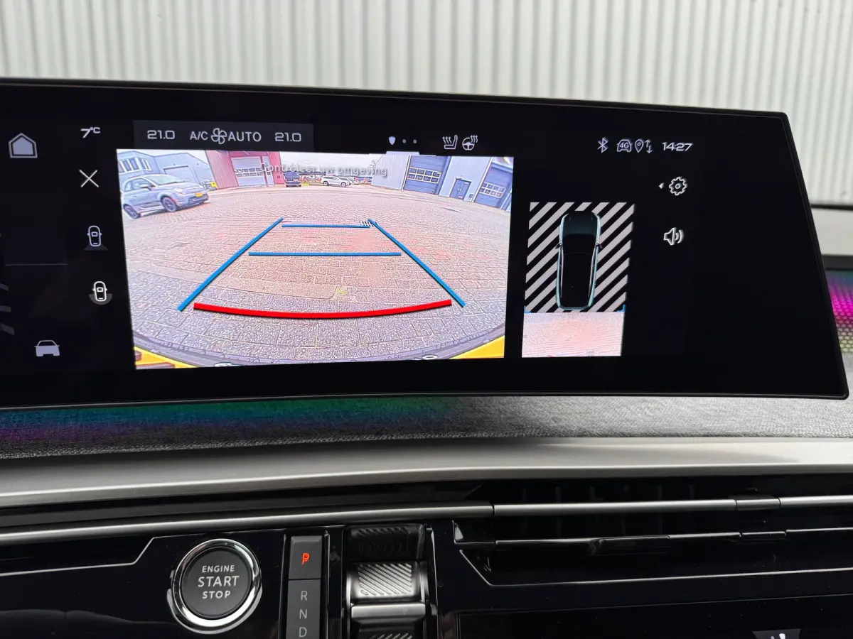1.2 Hybrid 145PK GT | Navigatie | Camera | Parkeersensoren | Elektrische Bedienbare Kofferbak | Draadloze Apple Carplay / Android Auto | | Achteruitrijcamera | Apple Carplay/Android Auto|tel