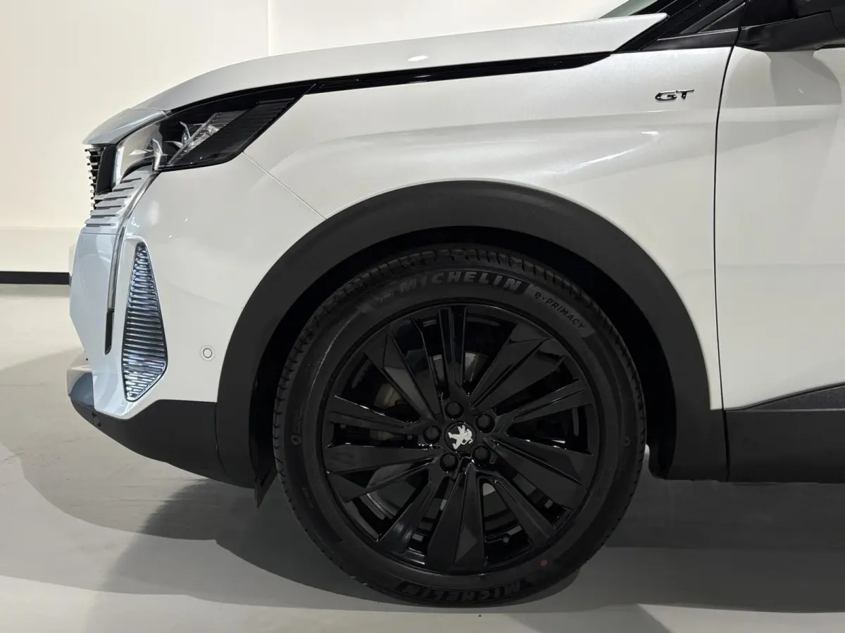 1.2 130pk AUT GT|Black Pack|Panodak|19 inch|Carplay|Navi|Camera|ACC|Side assist|Lane Assist|Elektrische klep|