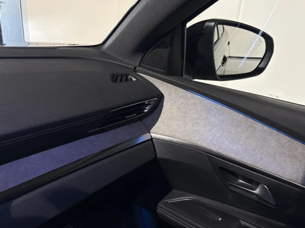 1.2 130pk AUT GT|Black Pack|Panodak|19 inch|Carplay|Navi|Camera|ACC|Side assist|Lane Assist|Elektrische klep|