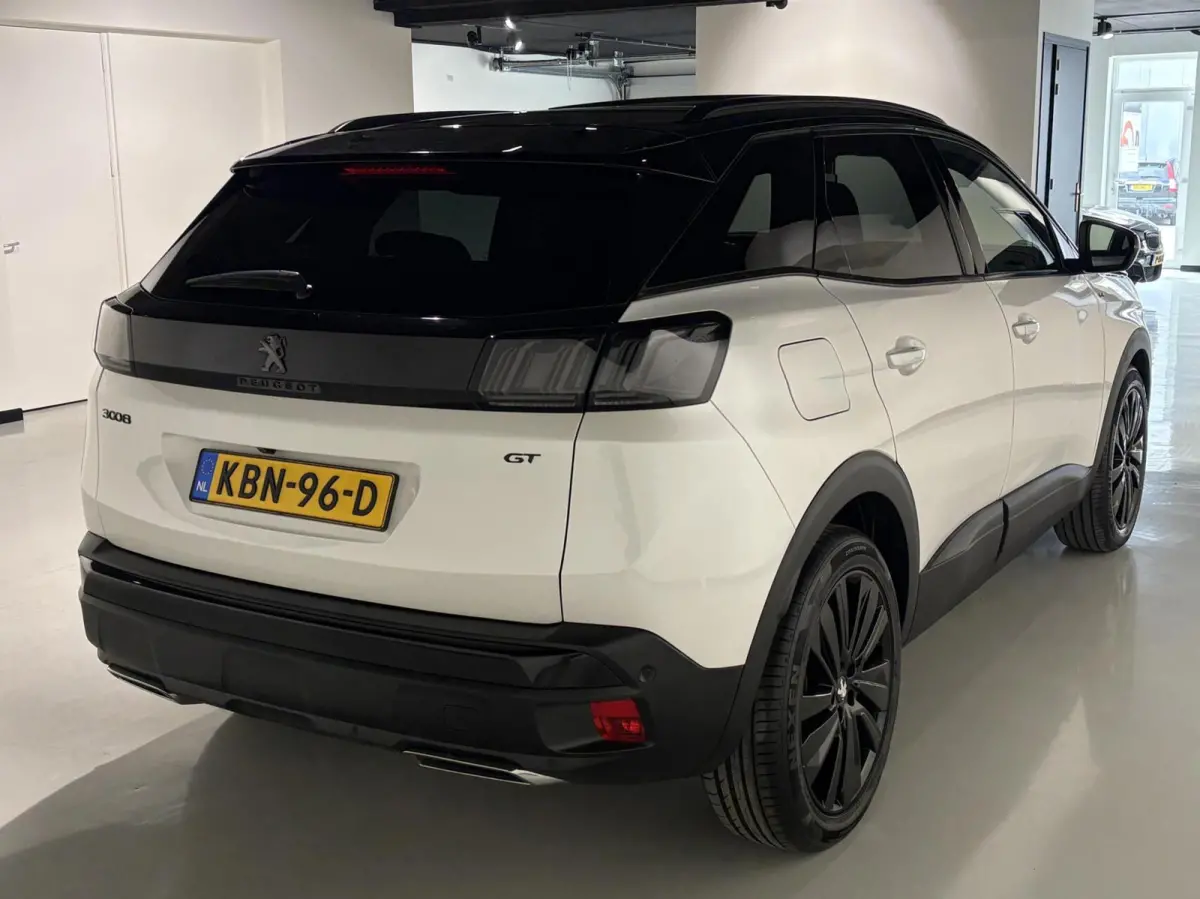 1.2 130pk AUT GT|Black Pack|Panodak|19 inch|Carplay|Navi|Camera|ACC|Side assist|Lane Assist|Elektrische klep|