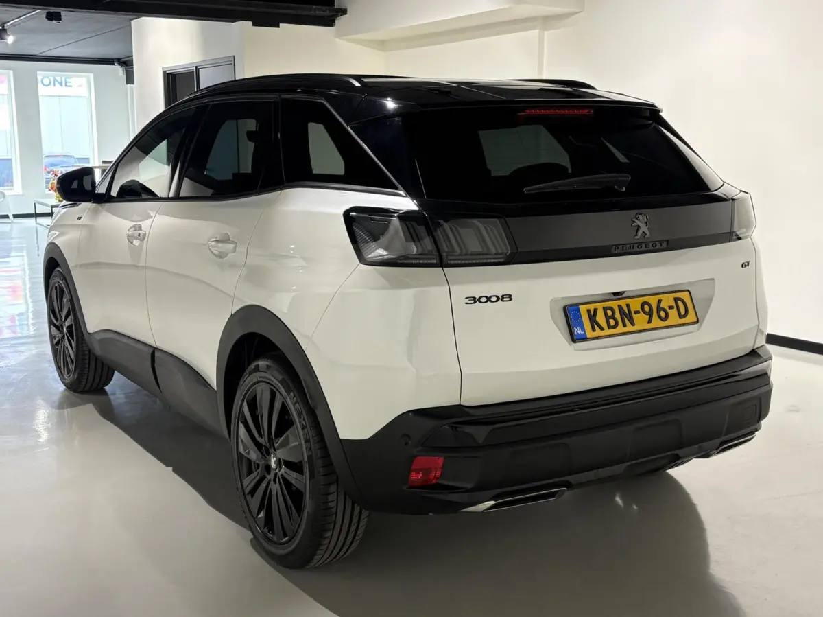 1.2 130pk AUT GT|Black Pack|Panodak|19 inch|Carplay|Navi|Camera|ACC|Side assist|Lane Assist|Elektrische klep|