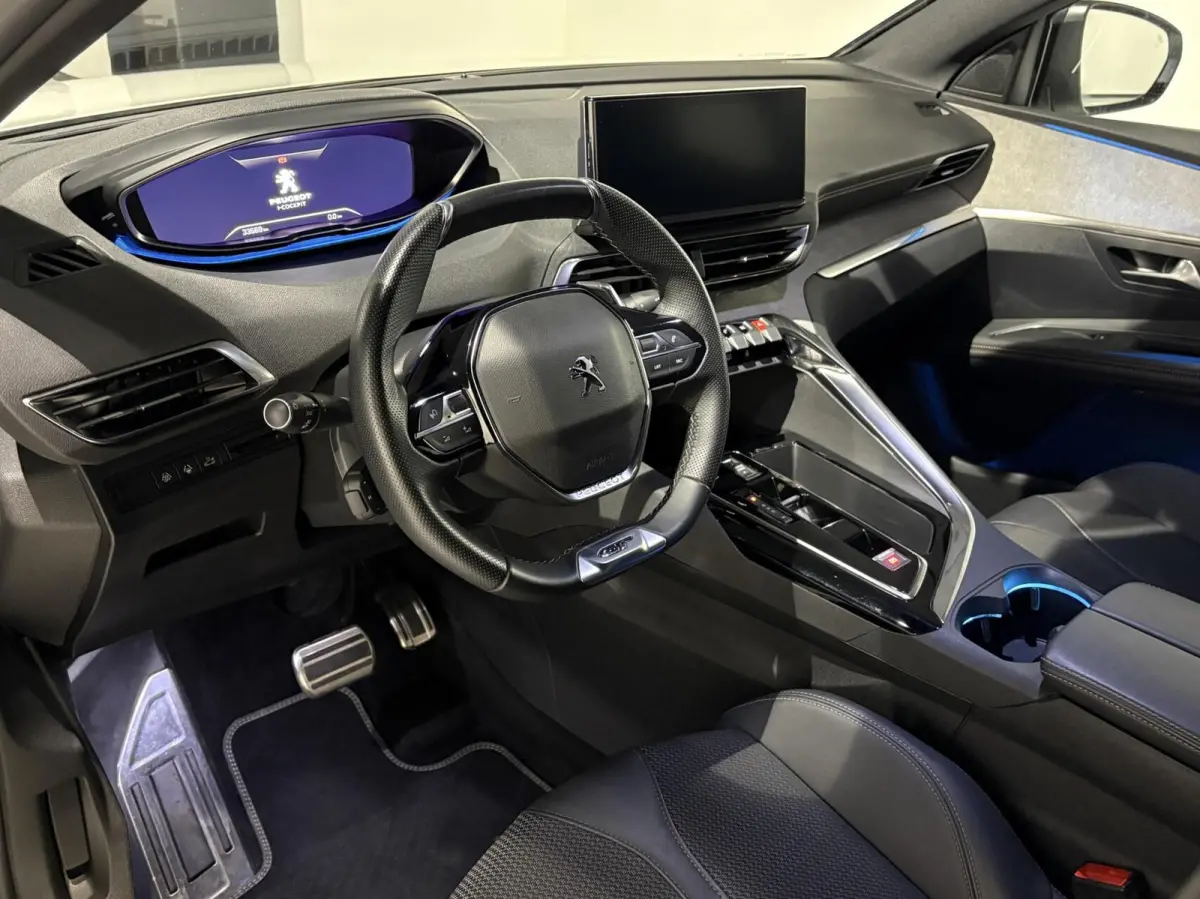 1.2 130pk AUT GT|Black Pack|Panodak|19 inch|Carplay|Navi|Camera|ACC|Side assist|Lane Assist|Elektrische klep|