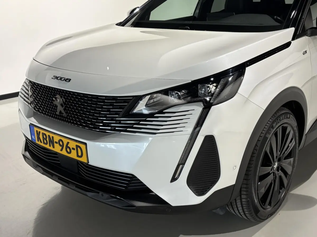 1.2 130pk AUT GT|Black Pack|Panodak|19 inch|Carplay|Navi|Camera|ACC|Side assist|Lane Assist|Elektrische klep|