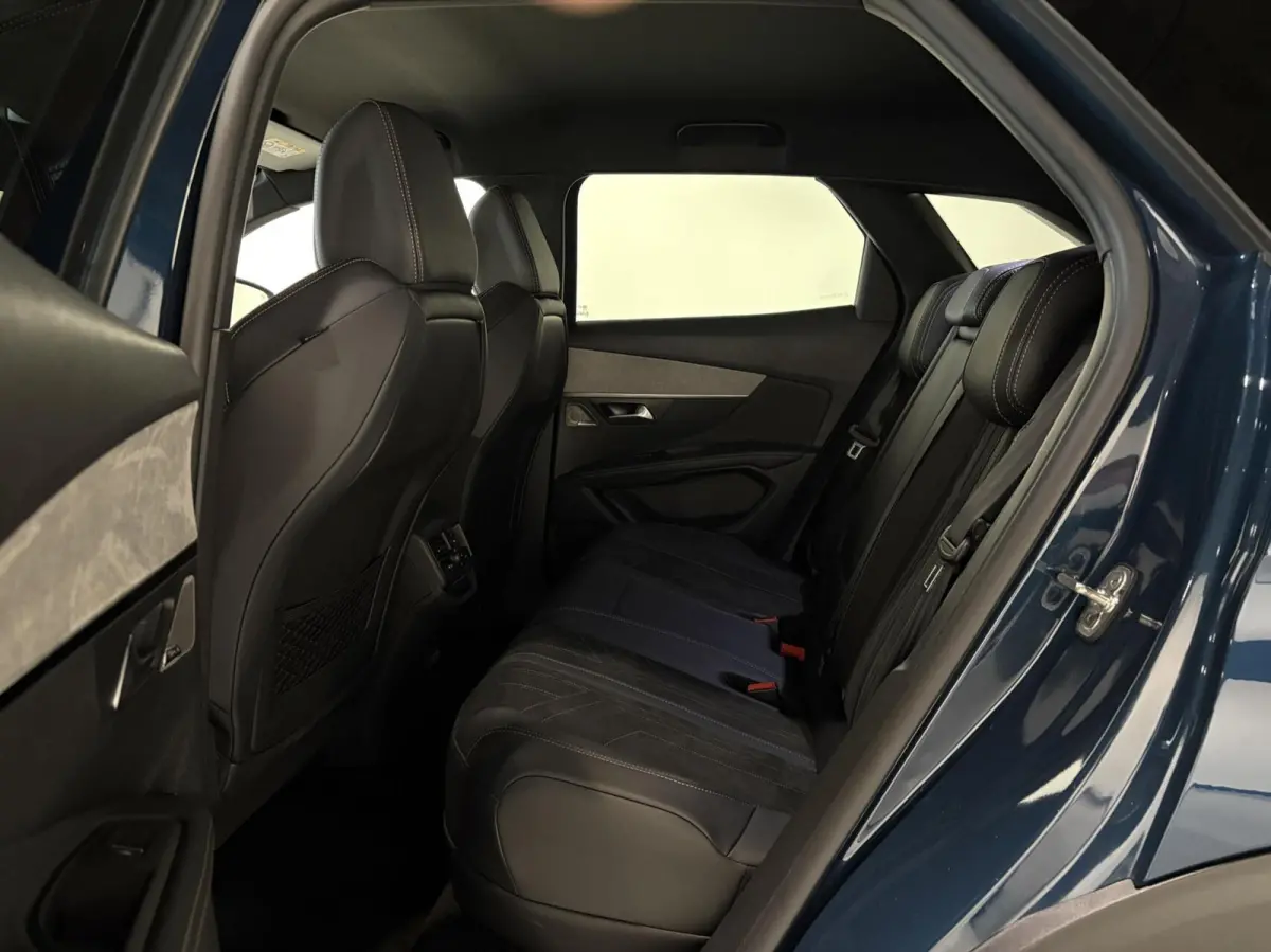 1.6 PHEV HYbrid 225 GT|Black Pack|19''|360 CAM|FOCAL|Carplay|Navi|PDC|ACC|Side assist|Lane Assist|