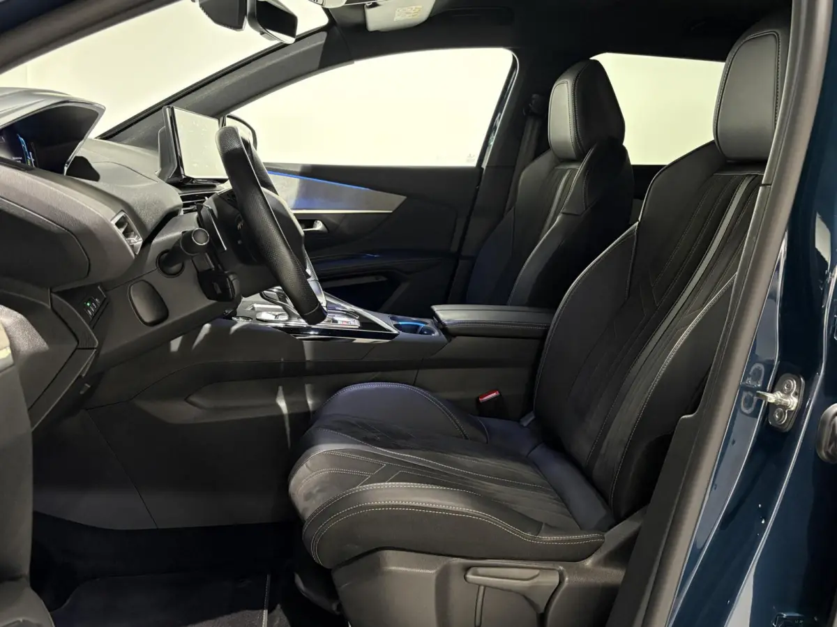 1.6 PHEV HYbrid 225 GT|Black Pack|19''|360 CAM|FOCAL|Carplay|Navi|PDC|ACC|Side assist|Lane Assist|