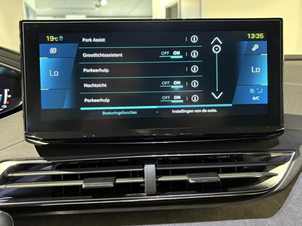 1.6 PHEV HYbrid 225 GT|Black Pack|19''|360 CAM|FOCAL|Carplay|Navi|PDC|ACC|Side assist|Lane Assist|