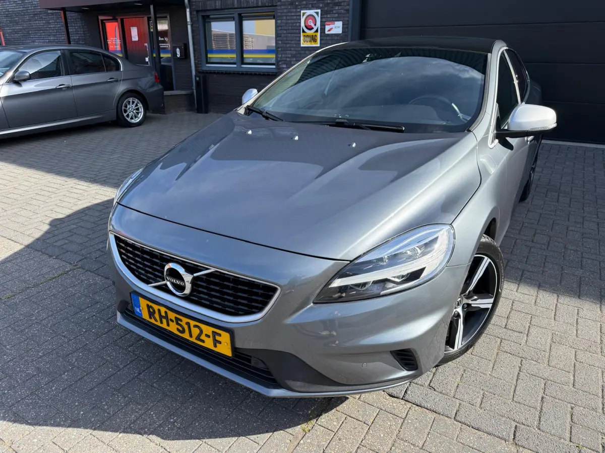 2.0 T4 Business Sport | 1E EIGENAAR | 12MND GARANTIE | PANO | STANDKACHEL | LEDER | CAMERA | LED | CRUISE | STOELVERWM. |