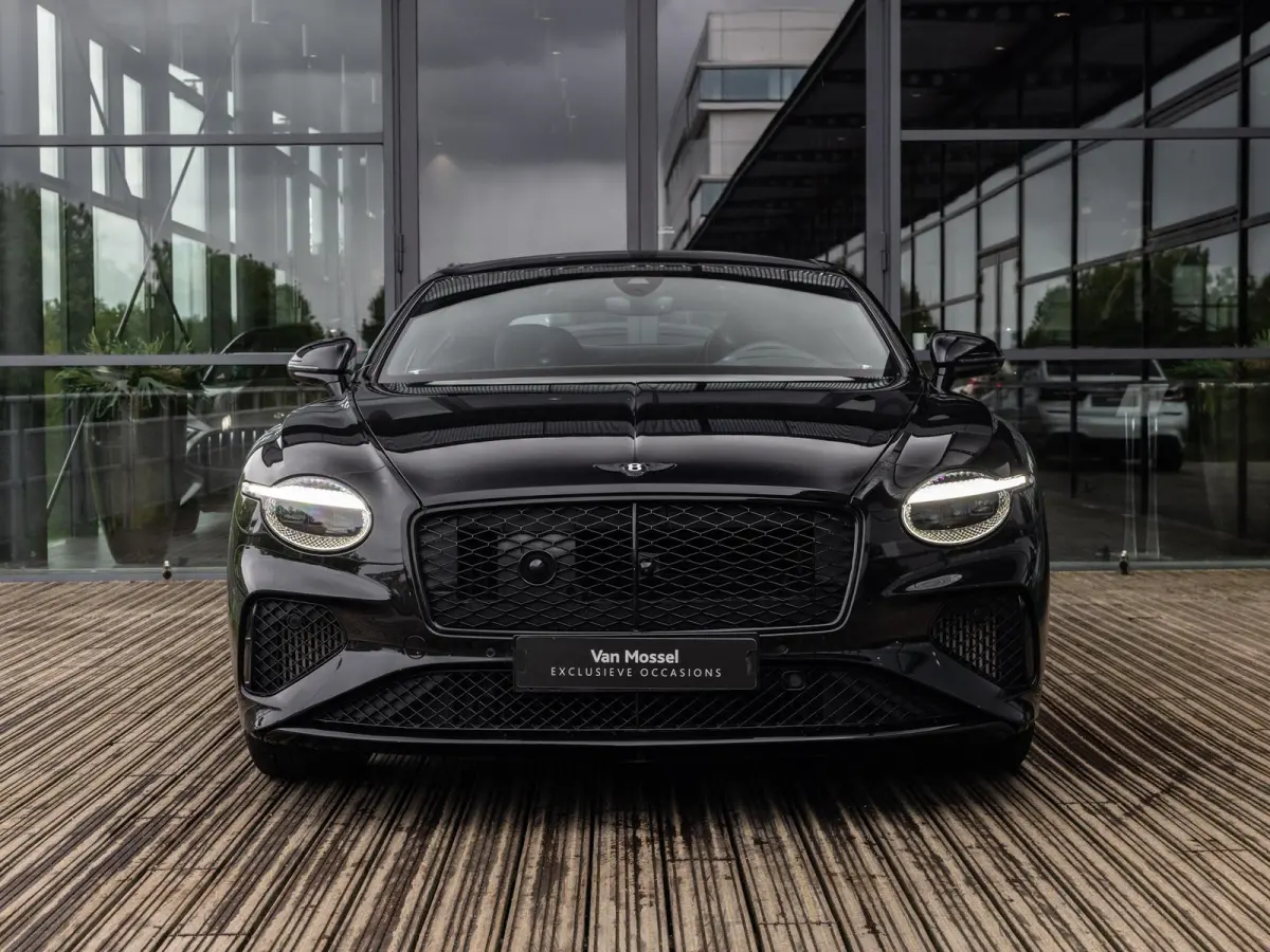 4.0 V8 Hybrid Black Edition | PANORAMADAK | TOURING SPECIFICATION | 22 INCH BLACK | NAIM SOUND | BTW AUTO |