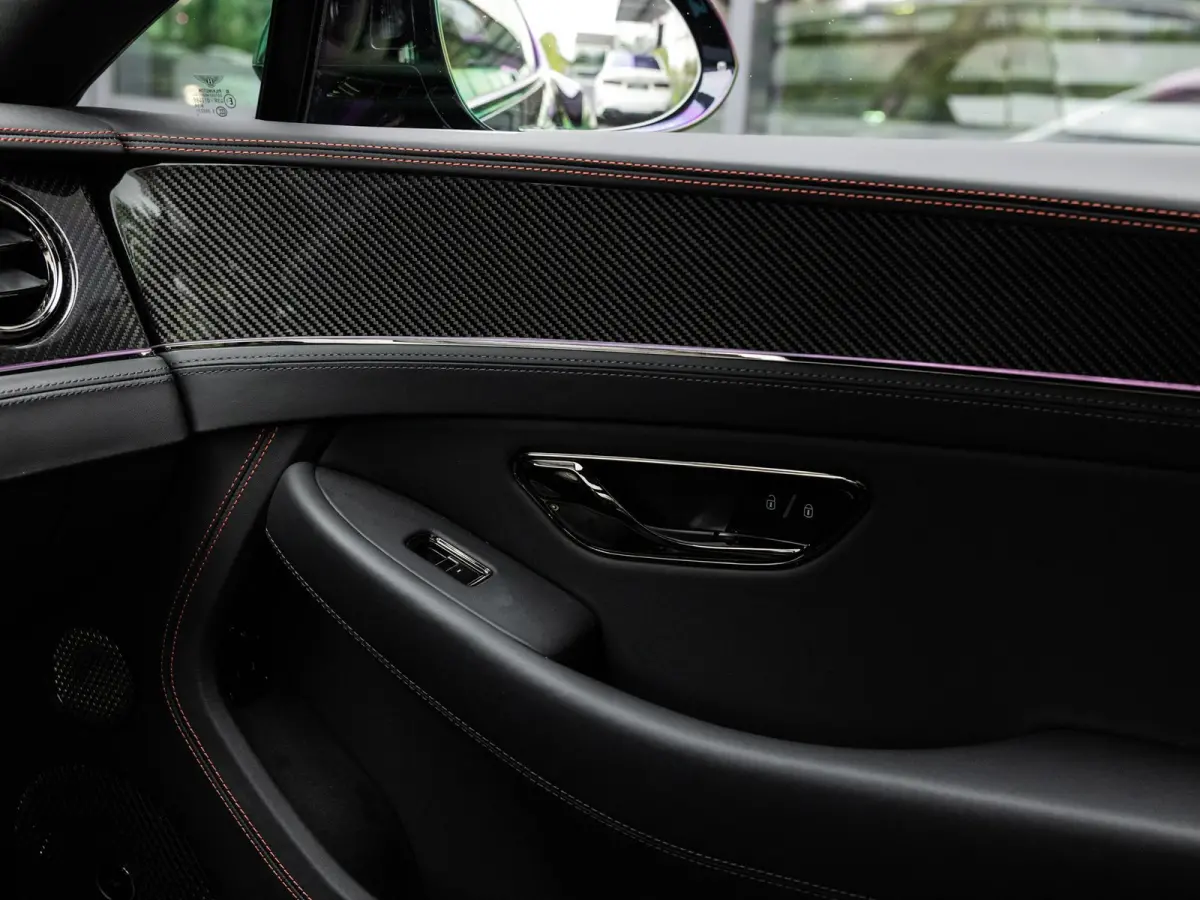 4.0 V8 Hybrid Black Edition | PANORAMADAK | TOURING SPECIFICATION | 22 INCH BLACK | NAIM SOUND | BTW AUTO |