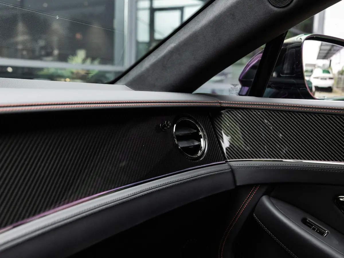 4.0 V8 Hybrid Black Edition | PANORAMADAK | TOURING SPECIFICATION | 22 INCH BLACK | NAIM SOUND | BTW AUTO |