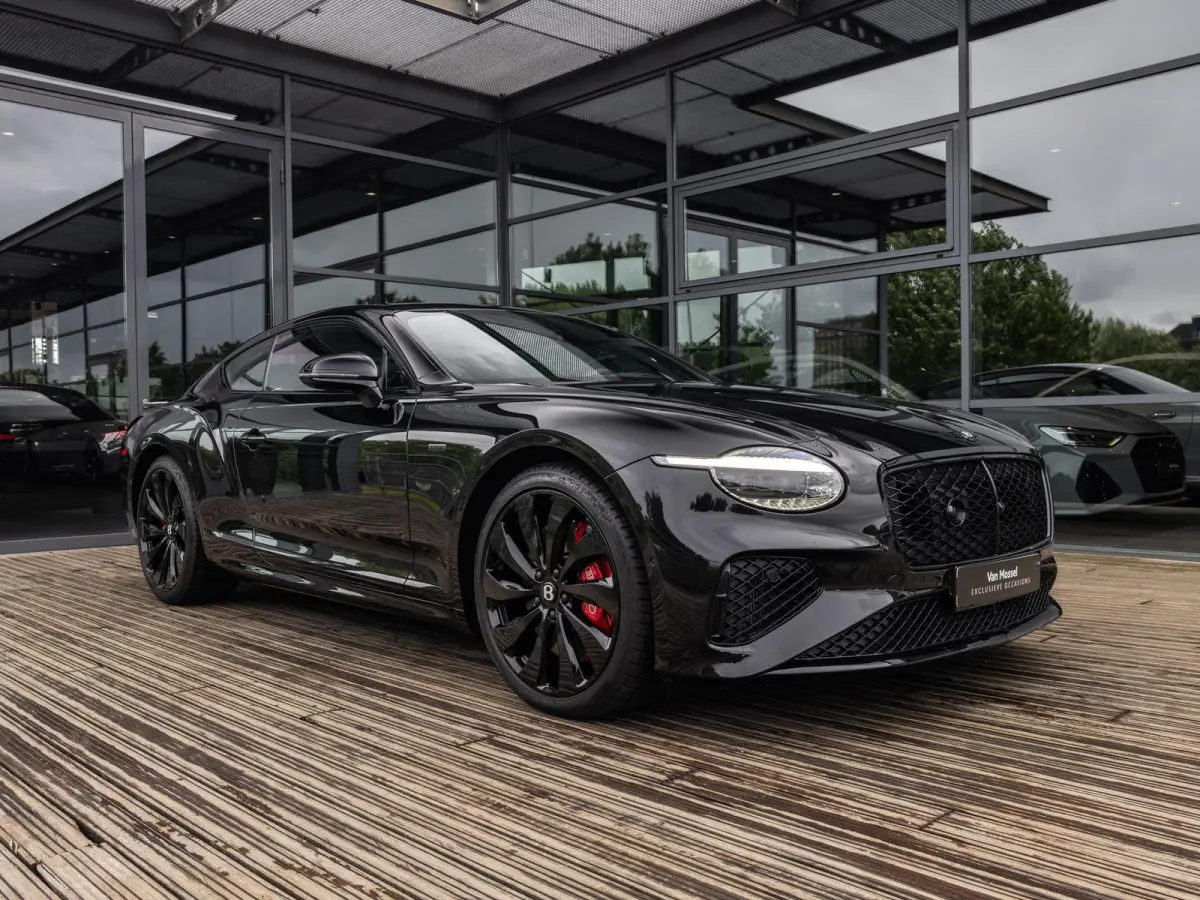 4.0 V8 Hybrid Black Edition | PANORAMADAK | TOURING SPECIFICATION | 22 INCH BLACK | NAIM SOUND | BTW AUTO |