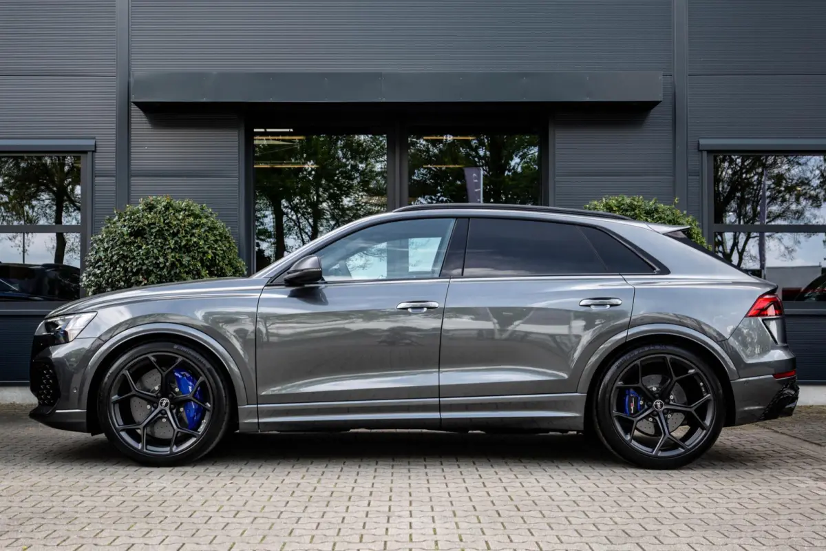 RSQ8 4.0 TFSI Performance 640pk, B&O High-end, Full-options