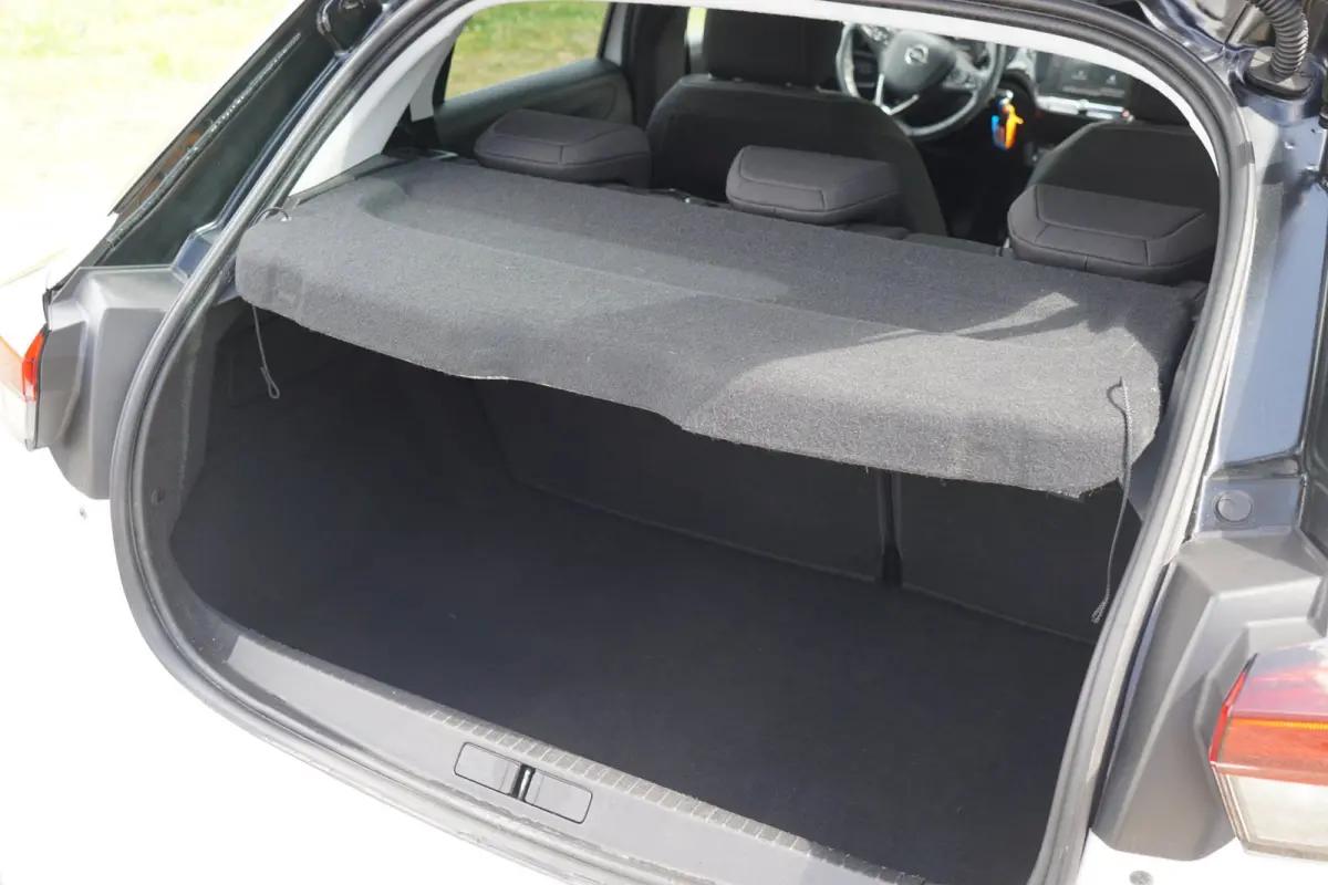 1.2 GS Line | Summit White | Carplay/AndroidAuto/Cruise/AC/LMV - Lekker fris!