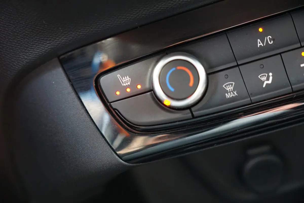 1.2 GS Line | Summit White | Carplay/AndroidAuto/Cruise/AC/LMV - Lekker fris!
