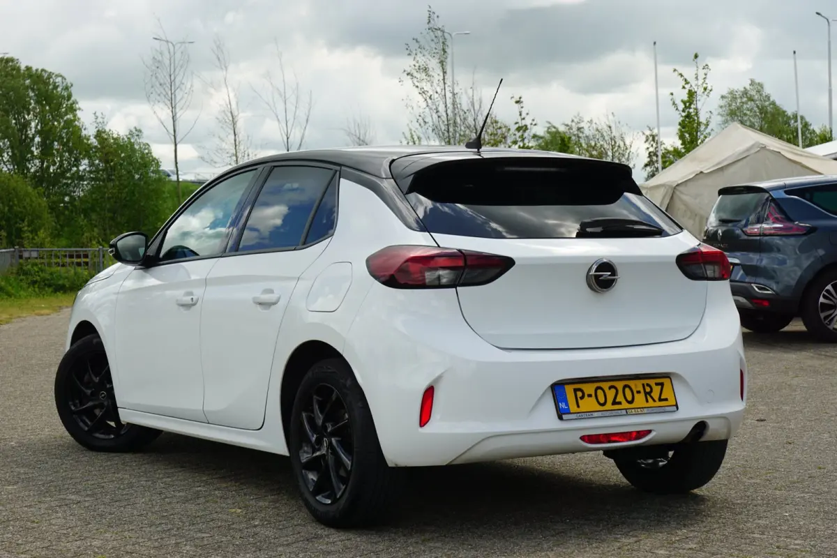 1.2 GS Line | Summit White | Carplay/AndroidAuto/Cruise/AC/LMV - Lekker fris!