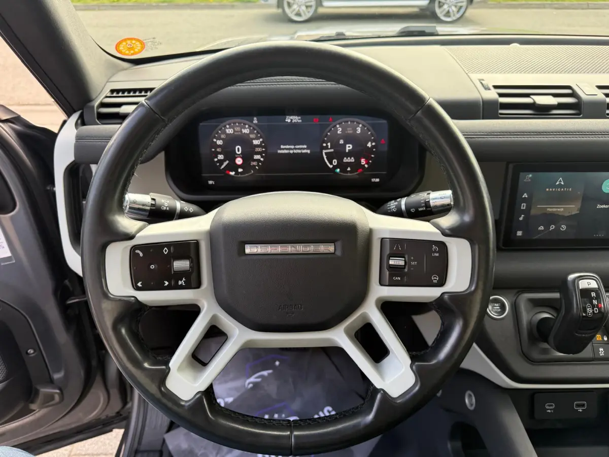 2.0 D240 S | 3/6/12MND GARANTIE | GRIJSKENTEKEN| PANO | CRUISE | LED | CARPLAY | DAB | NAVI | LMV |