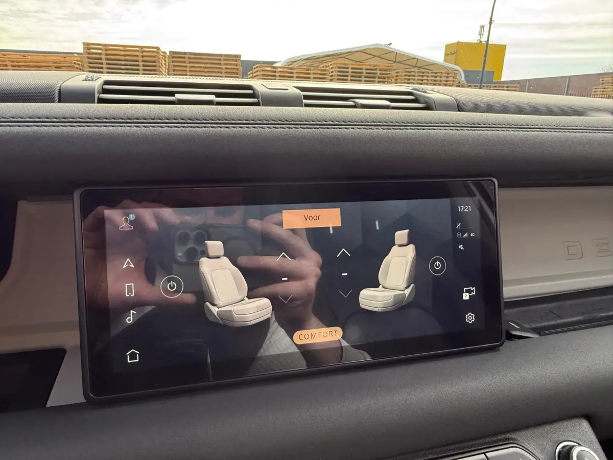 2.0 D240 S | 3/6/12MND GARANTIE | GRIJSKENTEKEN| PANO | CRUISE | LED | CARPLAY | DAB | NAVI | LMV |