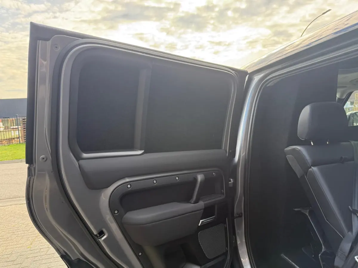 2.0 D240 S | 3/6/12MND GARANTIE | GRIJSKENTEKEN| PANO | CRUISE | LED | CARPLAY | DAB | NAVI | LMV |