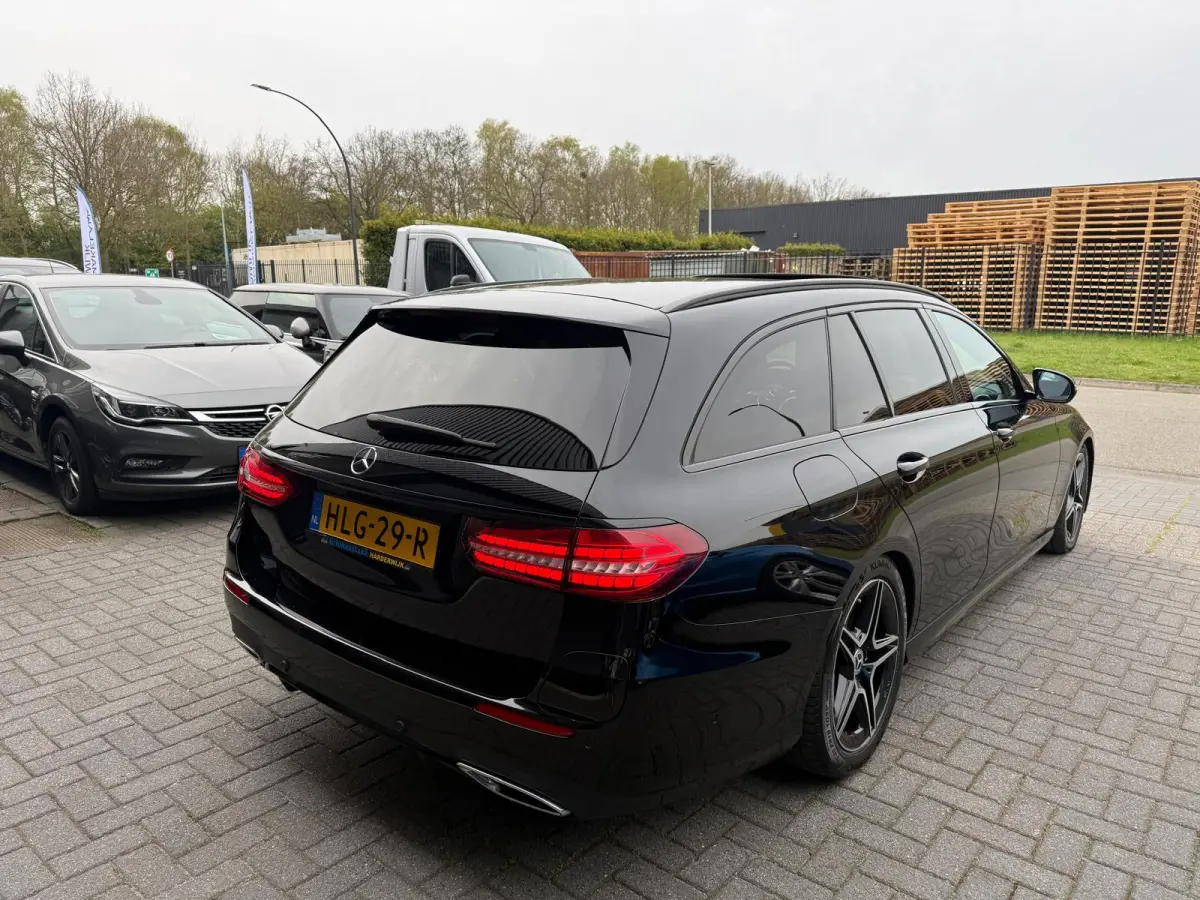 300 e AMG Line | 1E EIGENAAR | 12MND GARANTIE | SCHUIFDAK | LED | SFEER | CARPLAY | DAB | CAMERA | TREKHAAK |